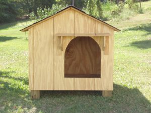 Medium Wooden Dog House